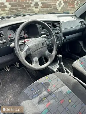 [eLicytacje] I licytacja - Volkswagen Golf, rok 1997, benzyna, przebieg 182525 km - Zdjęcie 5 - WARSZAWIAK.EU