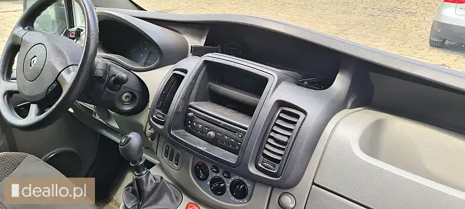[elicytacje] ii licytacja - renault trafic  2014r 1995 cm3 diesel - Zdjęcie 3 - WARSZAWIAK.EU