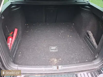 [eLicytacje] I licytacja - Samochód osobowy Volkswagen Passat 2.0 D kombi - Zdjęcie 6 - WARSZAWIAK.EU