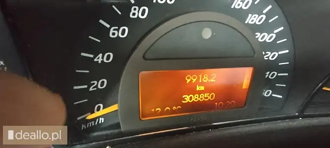 [eLicytacje] II licytacja -  Mercedes – Benz  C 200 Coupe 2004, 1,8 benzyna - Zdjęcie 2 - WARSZAWIAK.EU