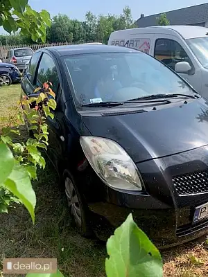 [eLicytacje] I licytacja - Trzydrzwiowa Toyota Yaris z 2006 roku 1.3 benzyna - Zdjęcie 6 - WARSZAWIAK.EU