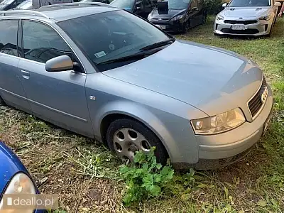 [eLicytacje] I licytacja -  Uszkodzone Audi A4 kombi z z 2002 roku 1.8 benzyna - Zdjęcie 2 - WARSZAWIAK.EU