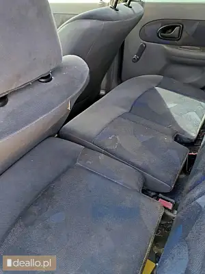[eLicytacje] II licytacja -  Renault Clio, rok prod. 1998 - Zdjęcie 4 - WARSZAWIAK.EU