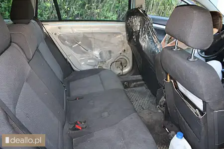 [elicytacje] i licytacja - samochód osobowy opel vectra kombi z 2005 - Zdjęcie 8 - WARSZAWIAK.EU