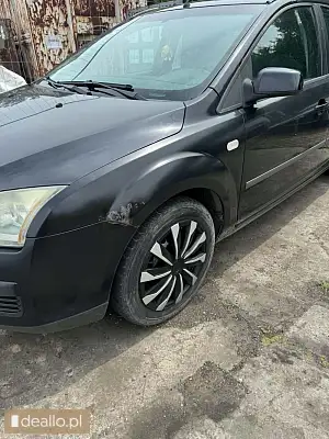 [eLicytacje] II licytacja - Ford Focus Kombi - Zdjęcie 4 - WARSZAWIAK.EU