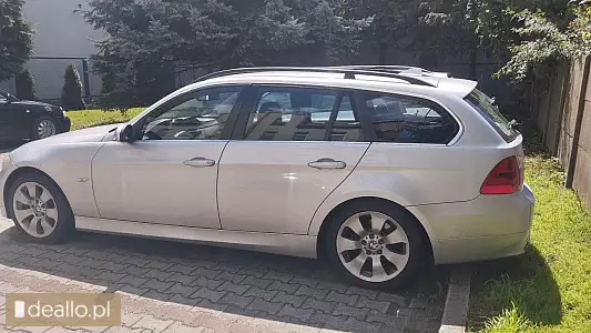 [eLicytacje] I licytacja - samochód osobowy BMW 325 XI TOURING - Zdjęcie 2 - WARSZAWIAK.EU