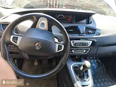 [eLicytacje] I licytacja - Renault Grand Scenic rok produkcji 2012 diesel 96 kw biały - Zdjęcie 4 - WARSZAWIAK.EU