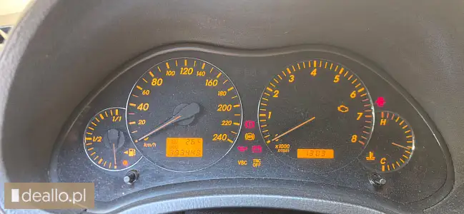 [elicytacje] i licytacja - toyota avensis 2004 rok produkcji - Zdjęcie 5 - WARSZAWIAK.EU