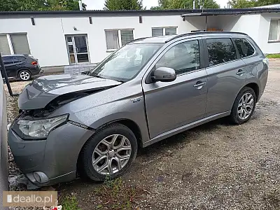 [eLicytacje] I licytacja - Mitsubishi Outlander PHEV MR`14 - WARSZAWIAK.EU